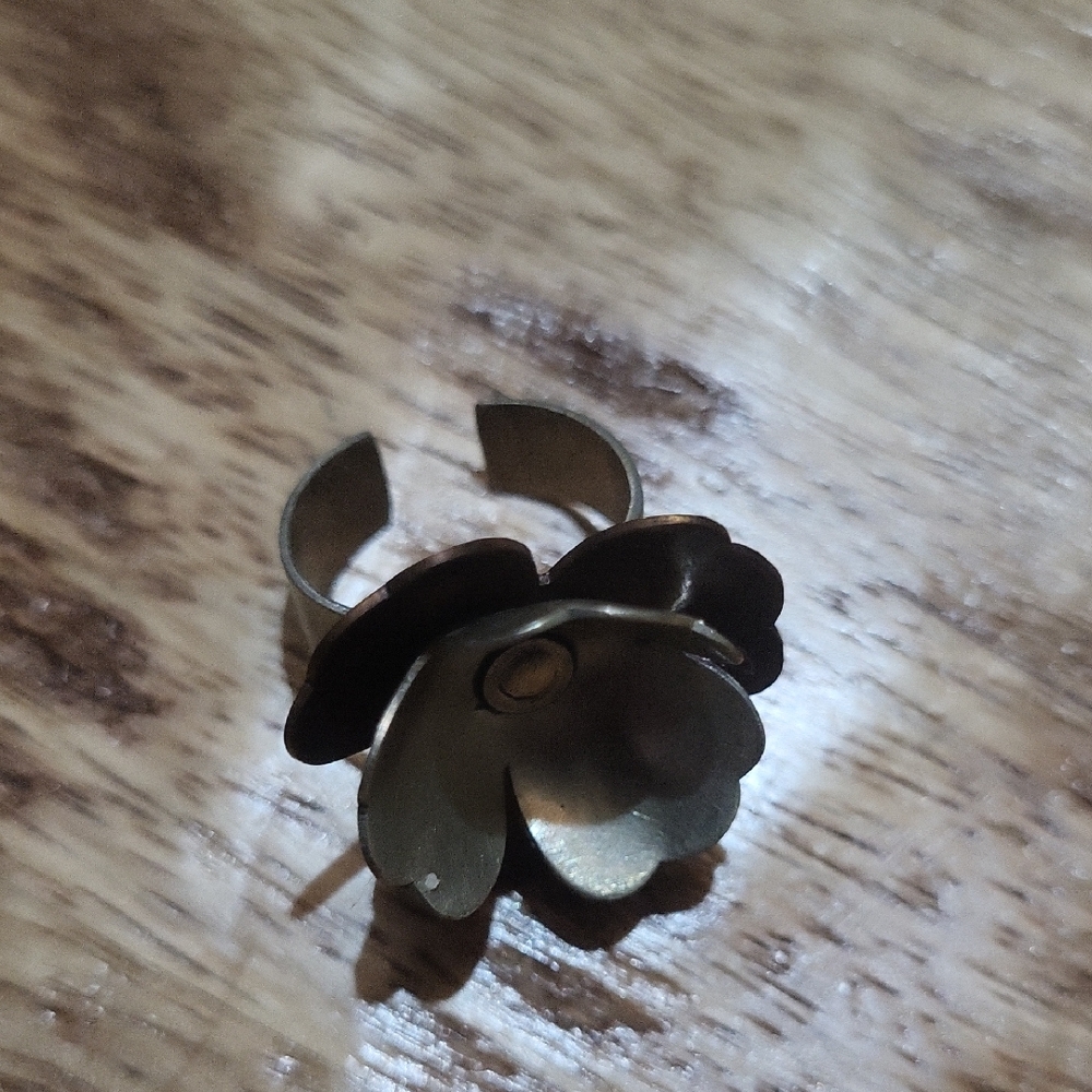 Floral Adjustable Ring